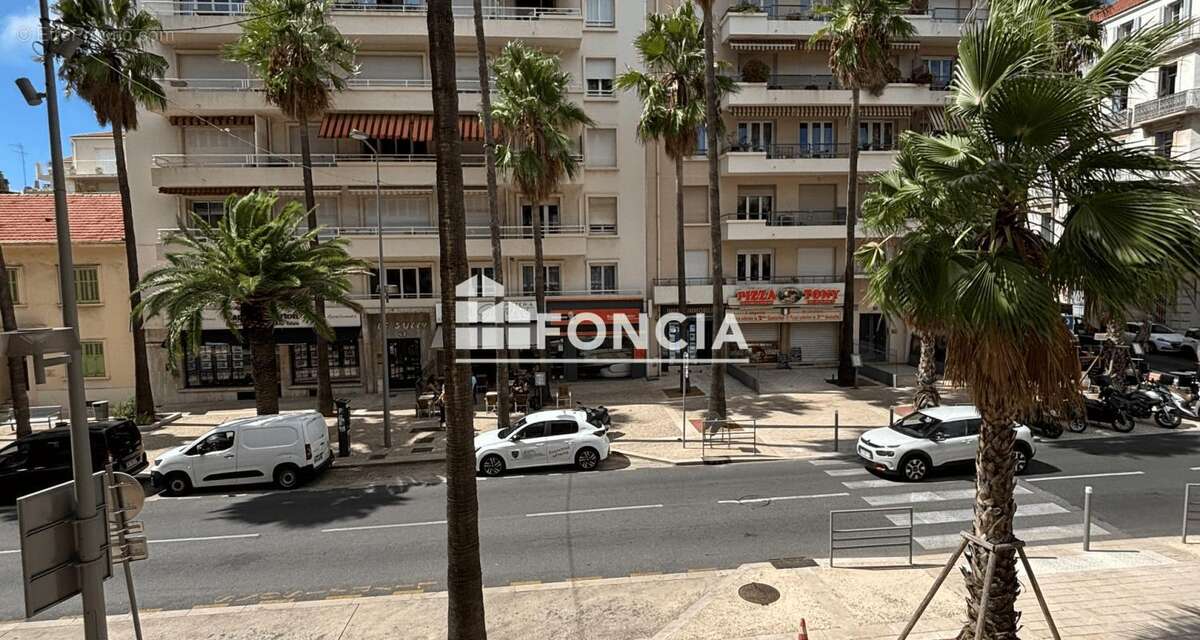 Appartement à HYERES