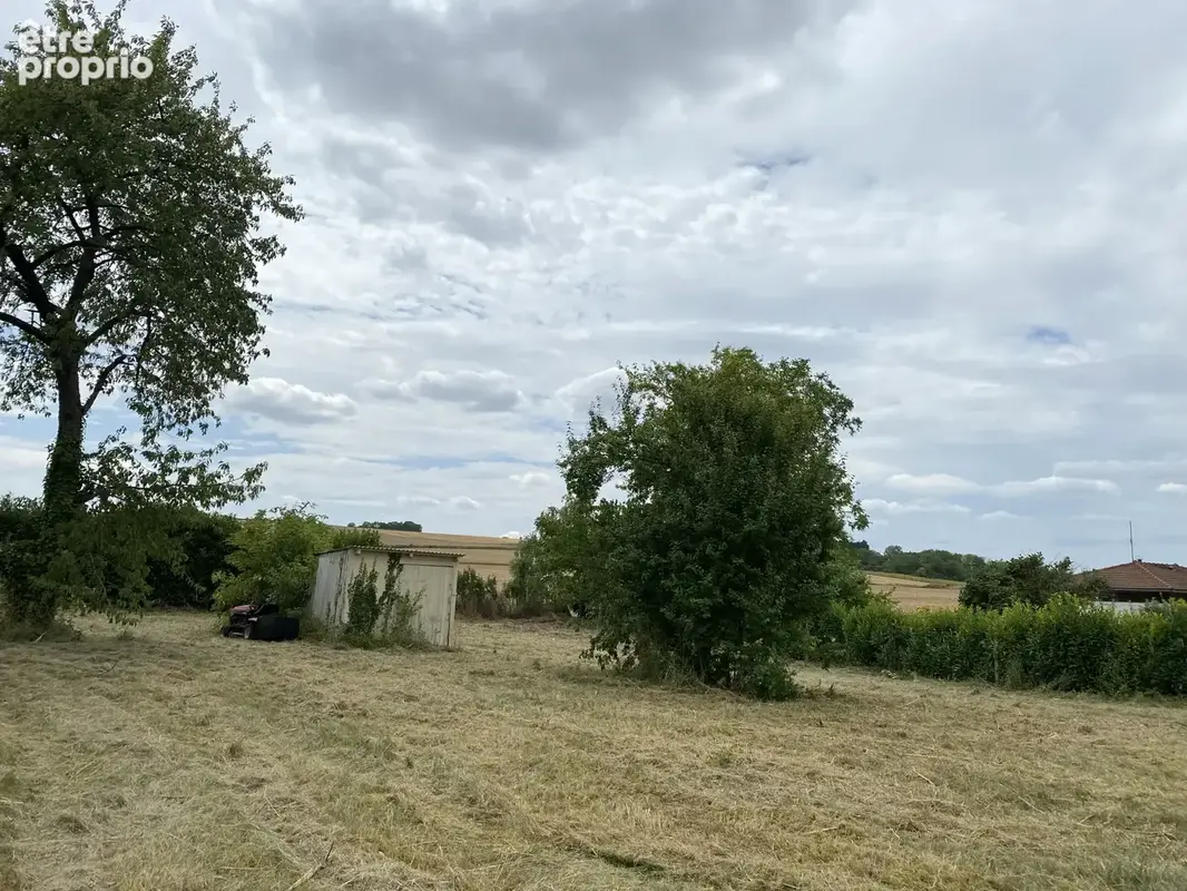 Terrain à bâtir de 1 582m2 - photo 4