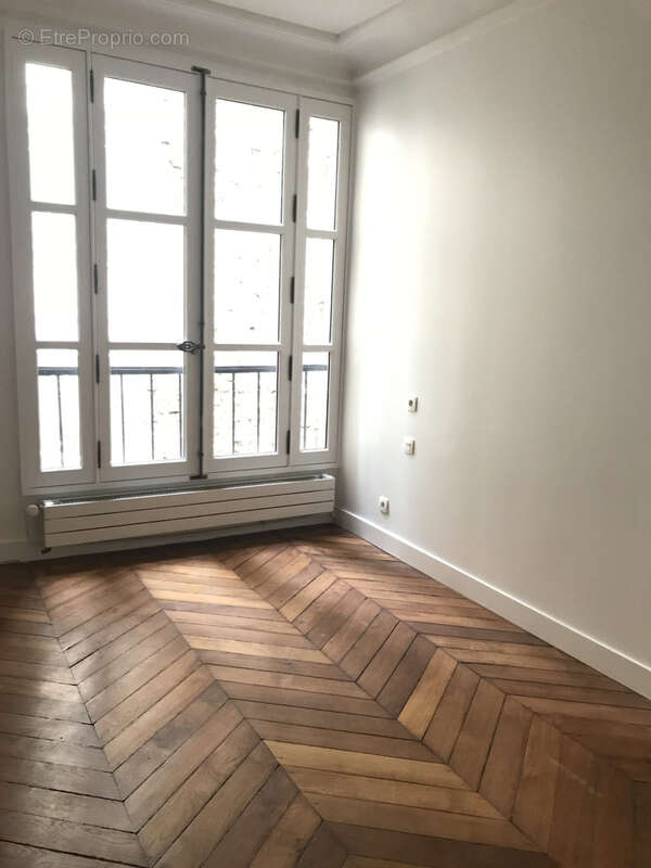 Appartement à PARIS-9E