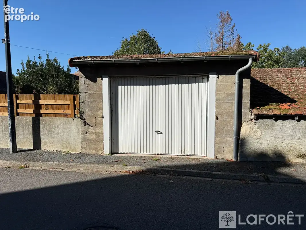 Maison de village avec jardin, dépendances et garage - photo 11