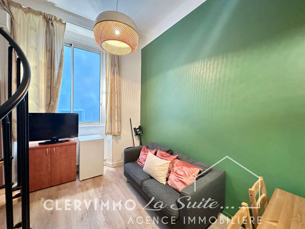 Appartement à MARSEILLE-1E