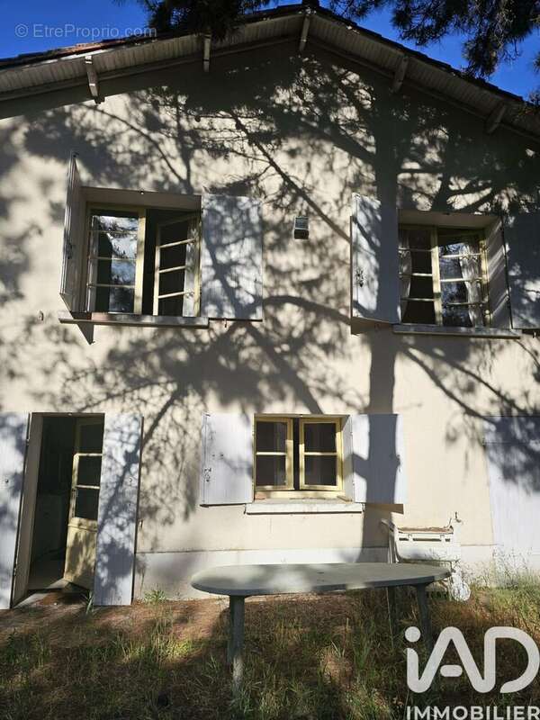 Photo 2 - Maison à SAINT-GEORGES-DE-DIDONNE
