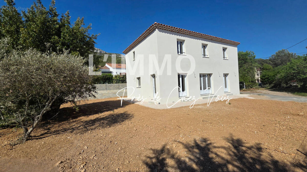 Maison à LA BOUILLADISSE