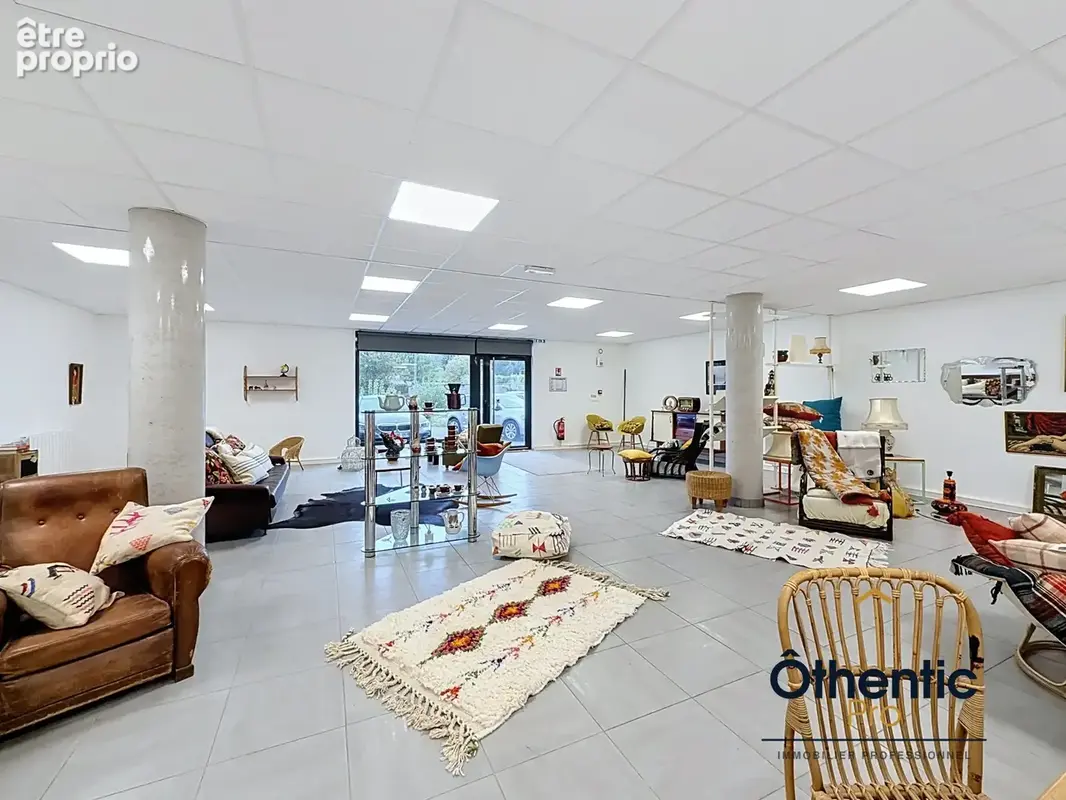 Bourgoin-jallieu — à vendre, local professionnel de 157 m2 - photo 11