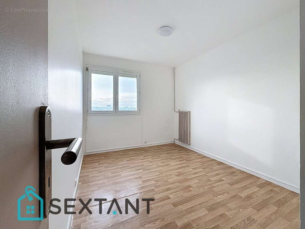 Appartement 81 m2 trois chambres. - photo 6