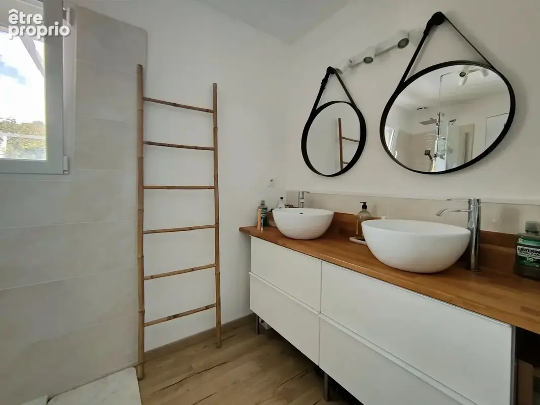 SAUCATS - Maison de 156 m² sur un terrain de 900 m² - photo 11