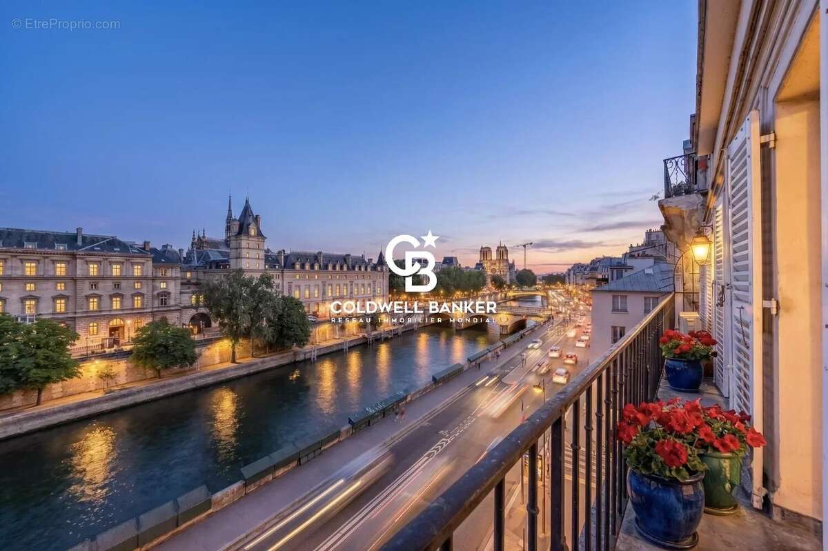 Appartement vue Seine et Notre-Dame - photo 2