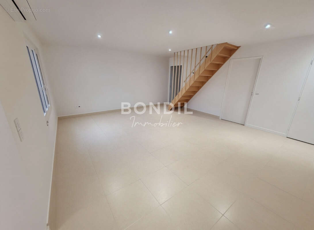 Appartement à PERTUIS