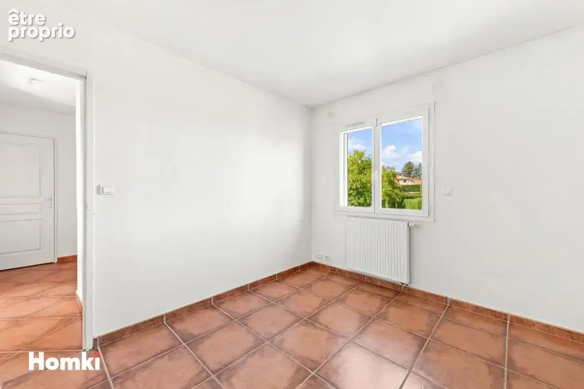 Maison/Villa T4 de 162 m² à Massieux 01600 - photo 7