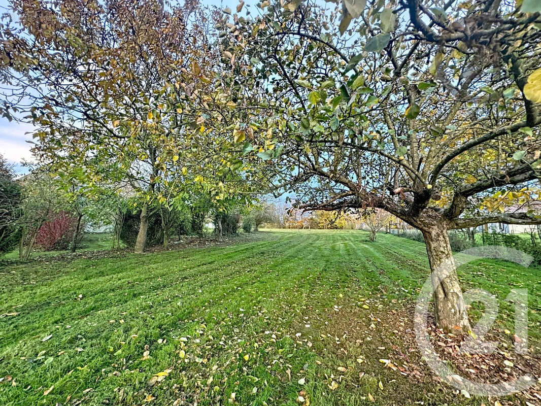 Maison à LES MARETS