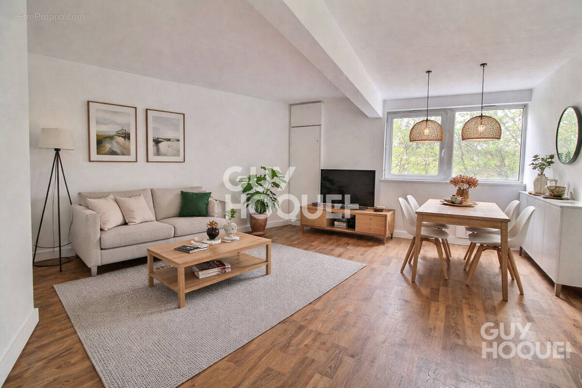 Appartement à CHAVILLE