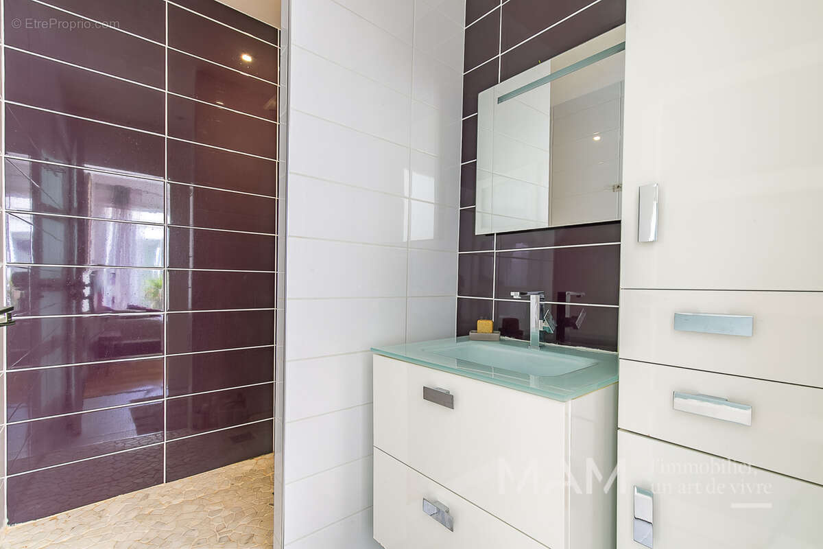 Maison à MARSEILLE-8E