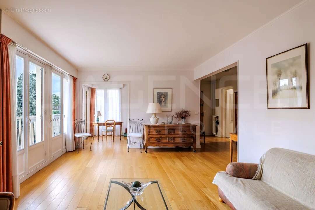 Appartement à SAINT-GERMAIN-EN-LAYE