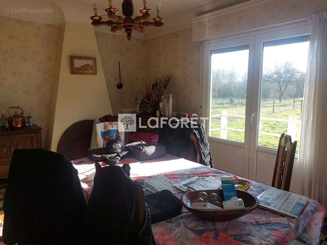 Maison à AUXI-LE-CHATEAU