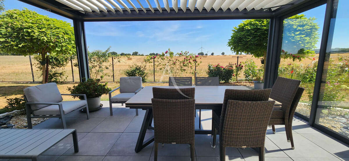 Co-exclusivite rouille - maison d'architecte - plain-pied d'exception - re2020 - prestations haut de gamme - photo 2