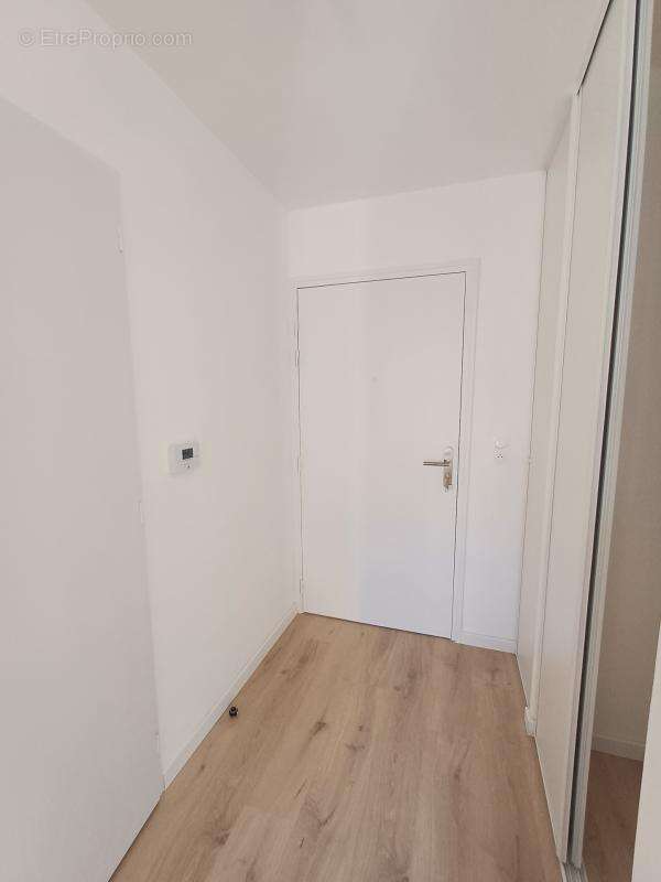 Appartement T2 neuf avec grande terrasse couverte   Centre-v - photo 5