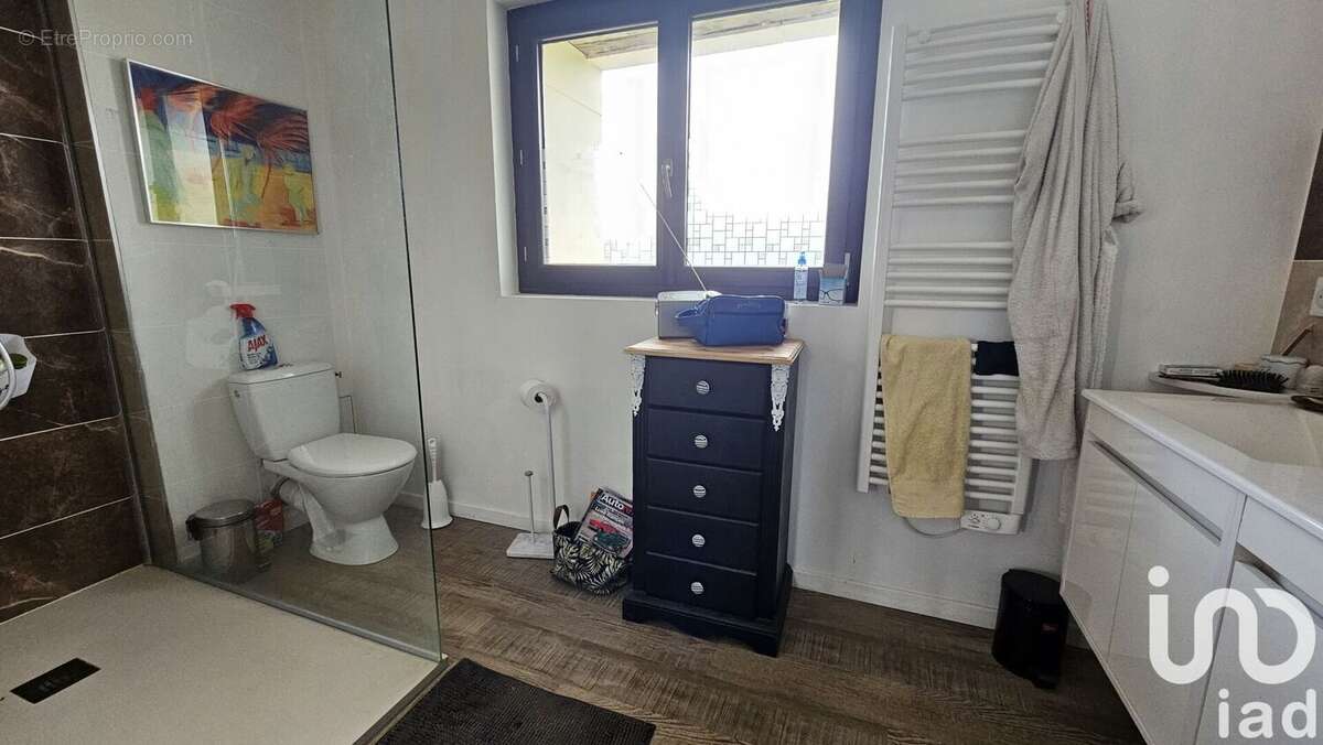 Maison 225 m² à Besse  - photo 5