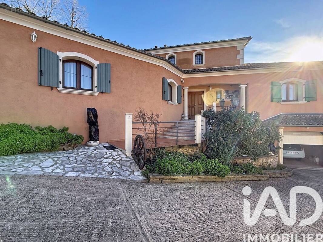 Photo 1 - Maison à FLASSANS-SUR-ISSOLE