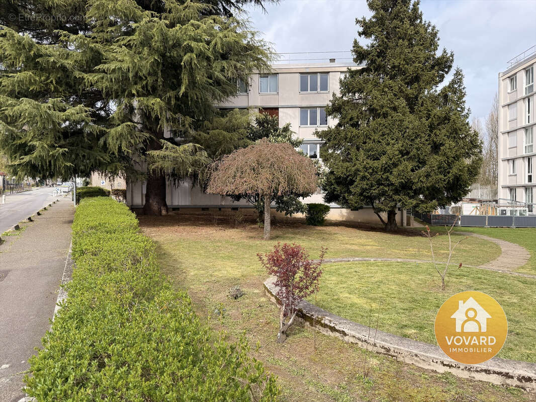Appartement à SAINT-BRICE-SOUS-FORET