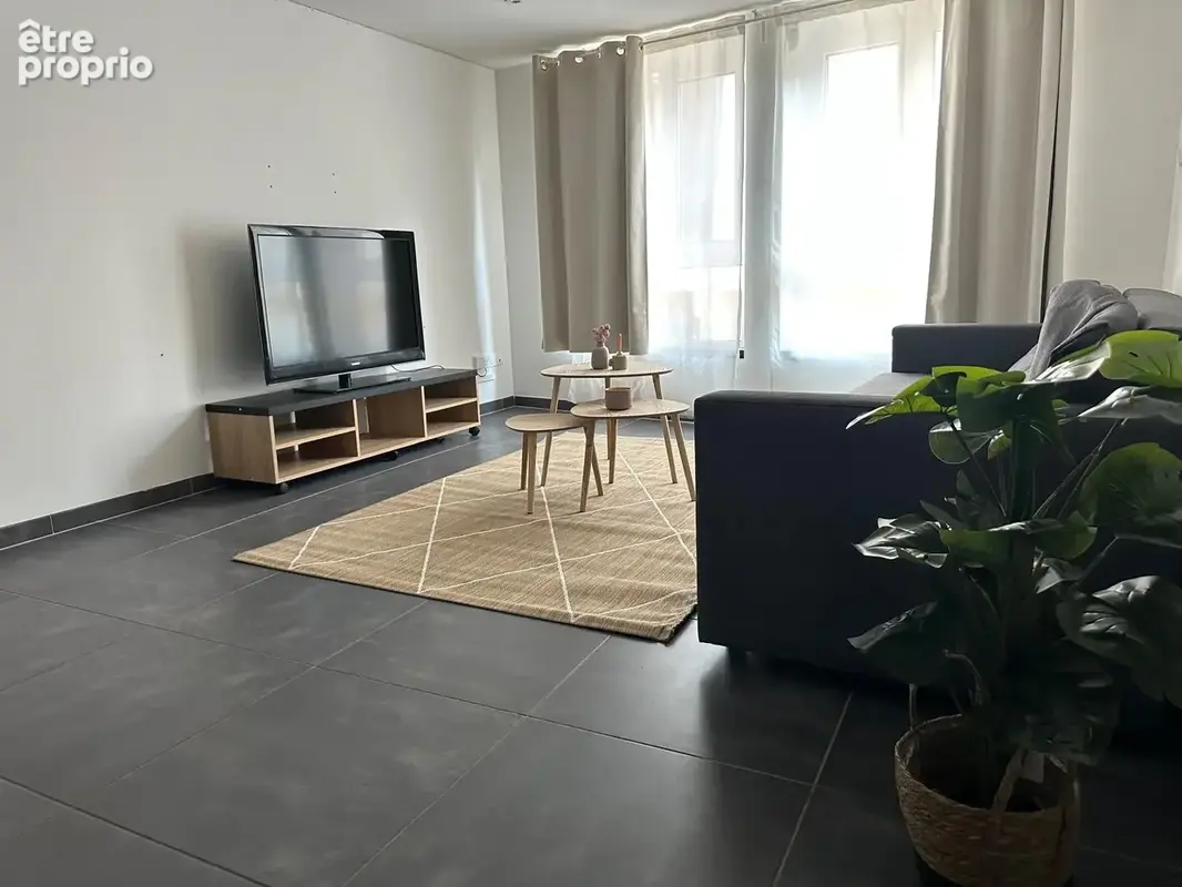 immeuble de rapport avec un logement 121 m2 et 3 cellules commerciales - photo 5