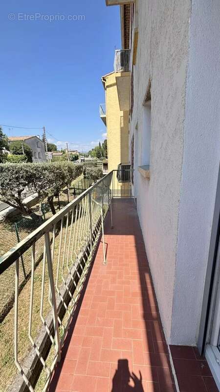 Appartement à LE MUY