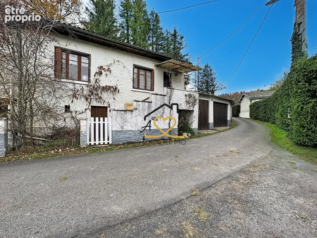 Petite maison avec dépendances - parcelles boisées et pré - st dier d'auvergne 63520 - photo 2
