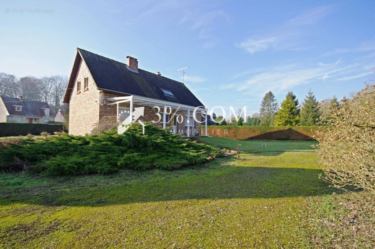 Maison à DOMART-EN-PONTHIEU