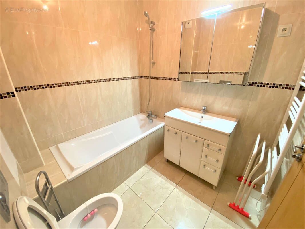 Appartement à EPINAY-SUR-SEINE