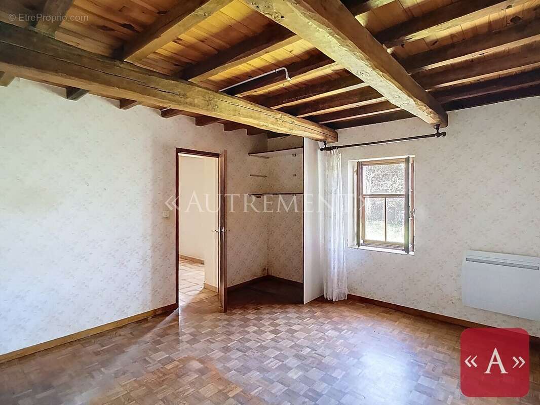 Maison à SAINT-SULPICE