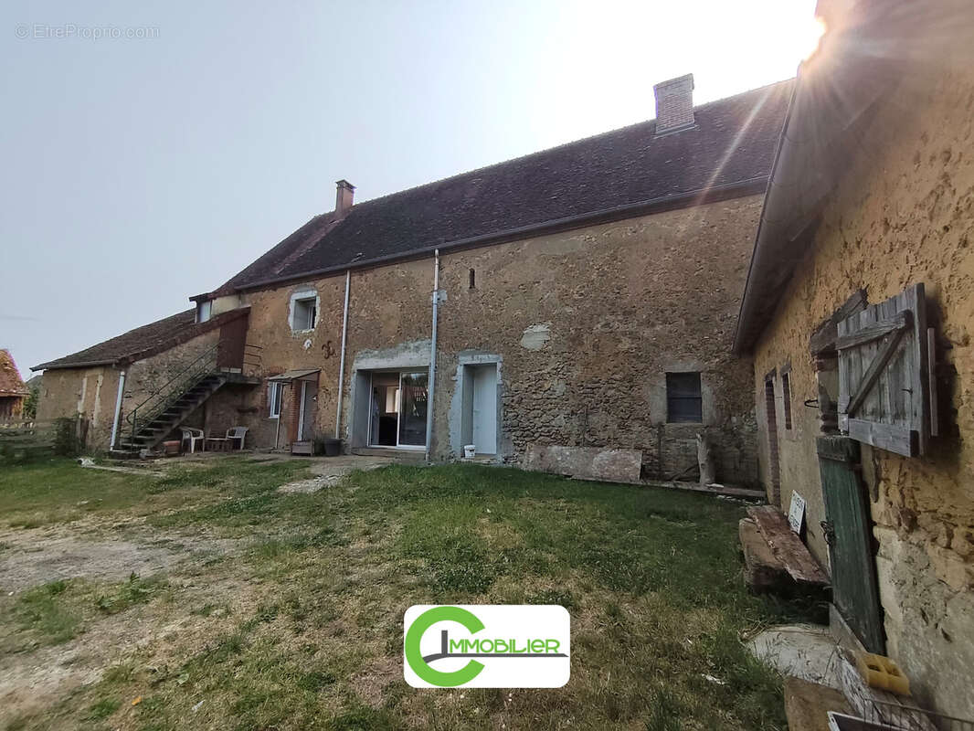 Maison à BOUER