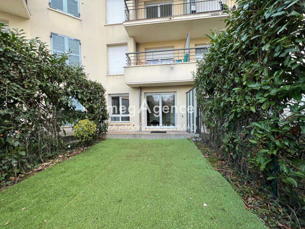 À saisir appartement t2 avec terrasse et jardin - photo 7
