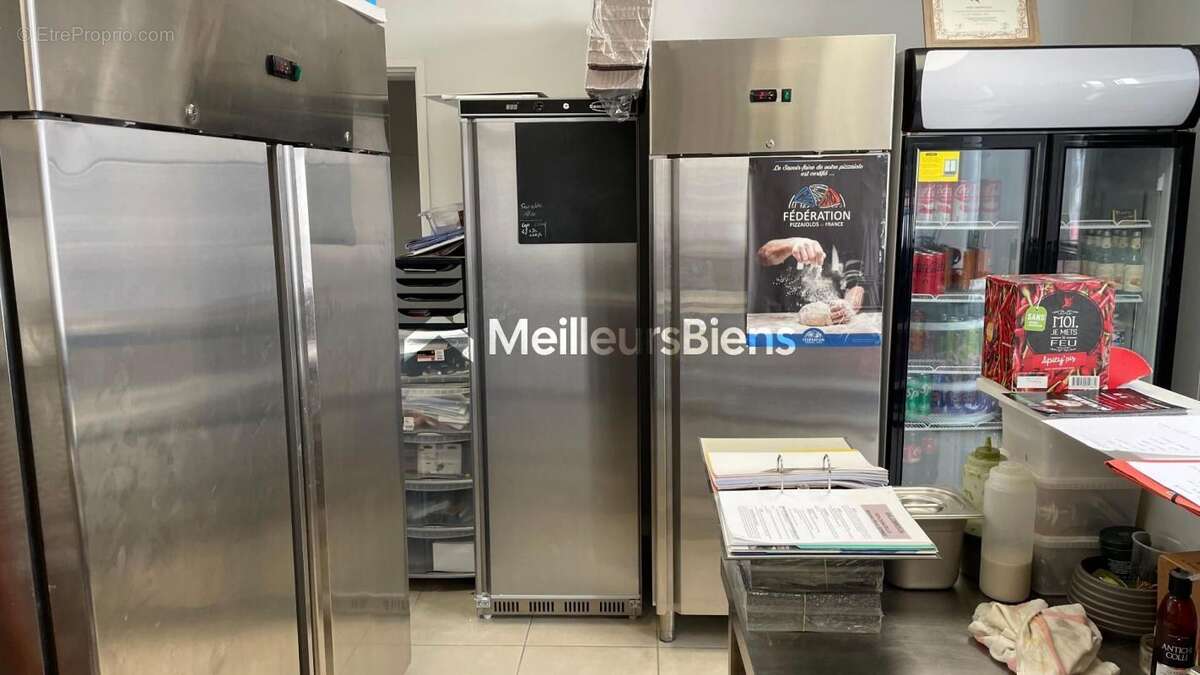 Commerce à MONTMERLE-SUR-SAONE