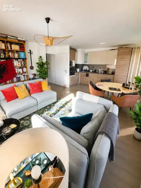 Centre Ville de Brunoy ! Beau 3 Pièces 65 m² dans une résidence récente et prisée - photo 2