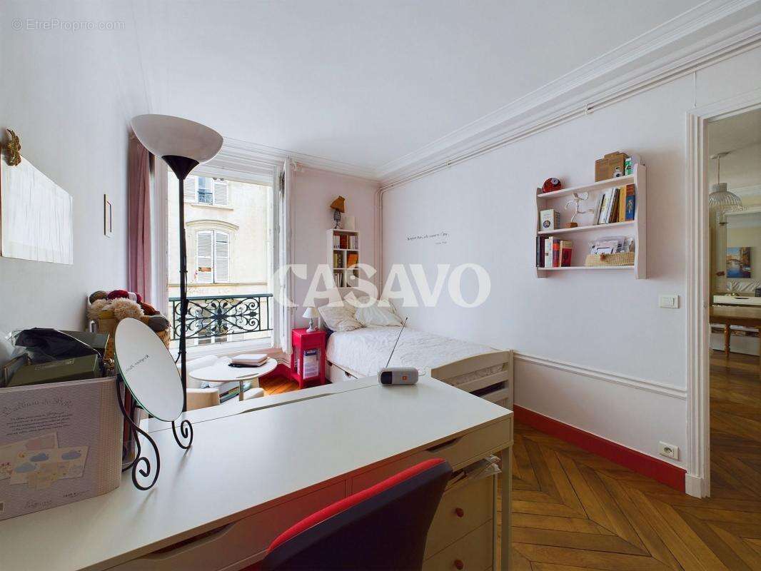 Appartement à PARIS-4E