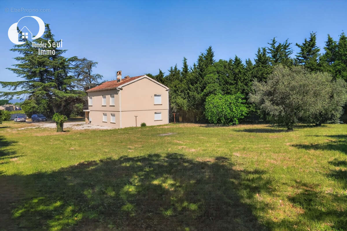 Maison à SAINT-PAUL-TROIS-CHATEAUX