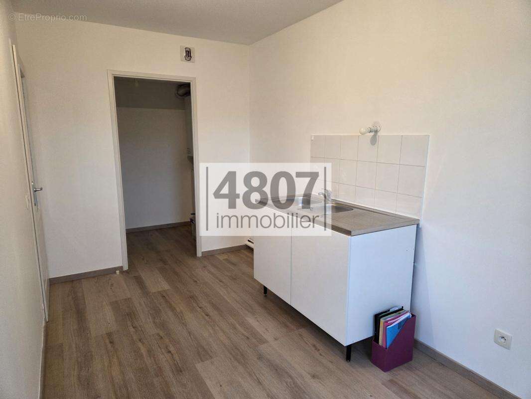 Appartement à VILLE-LA-GRAND