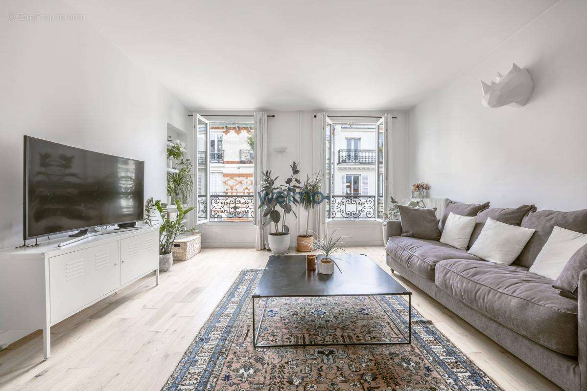 Appartement à LEVALLOIS-PERRET