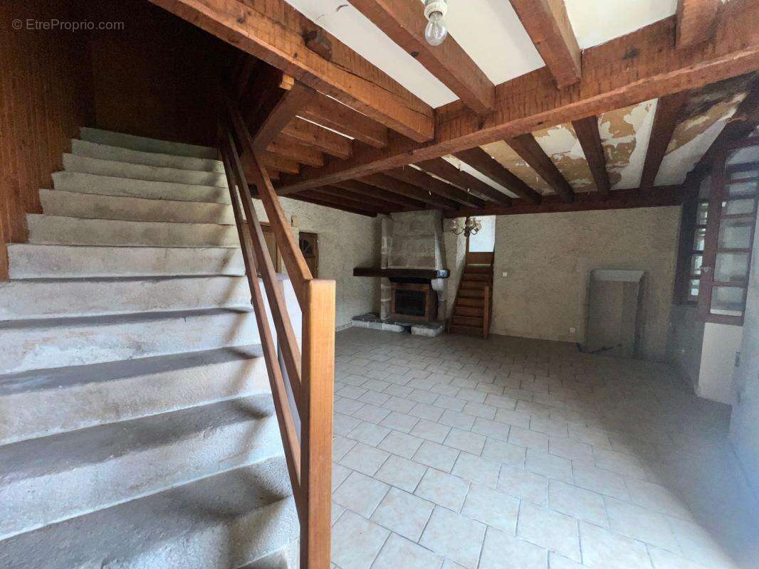 Maison à LARGENTIERE