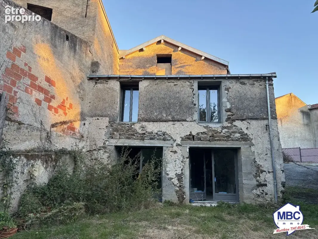 Maison à BEAUPREAU