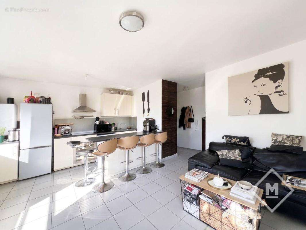 Appartement à MARSEILLE-12E