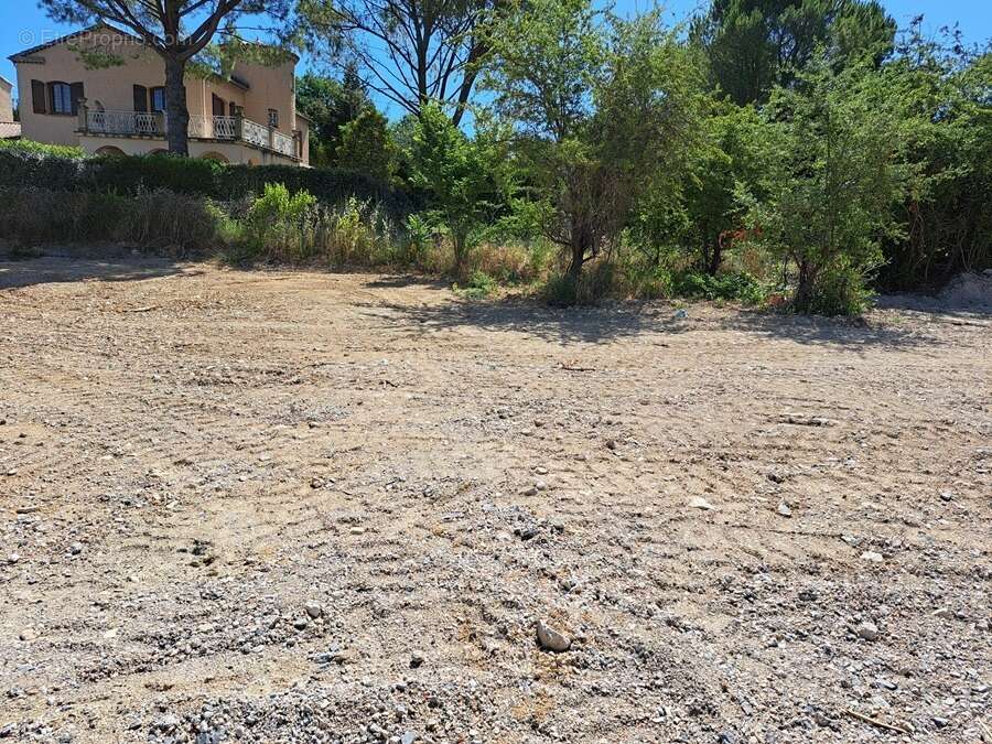 Terrain à FUVEAU
