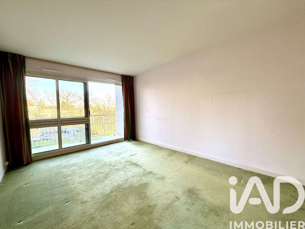 Photo 2 - Appartement à VERRIERES-LE-BUISSON