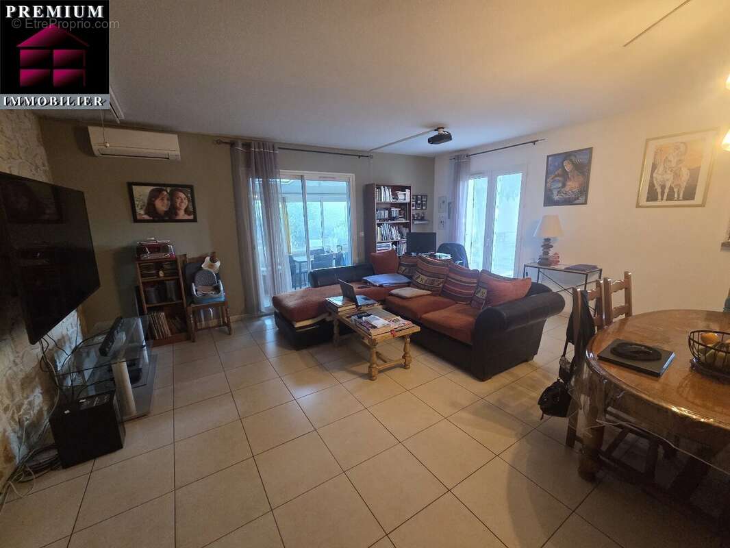 Maison à SAINT-ESTEVE