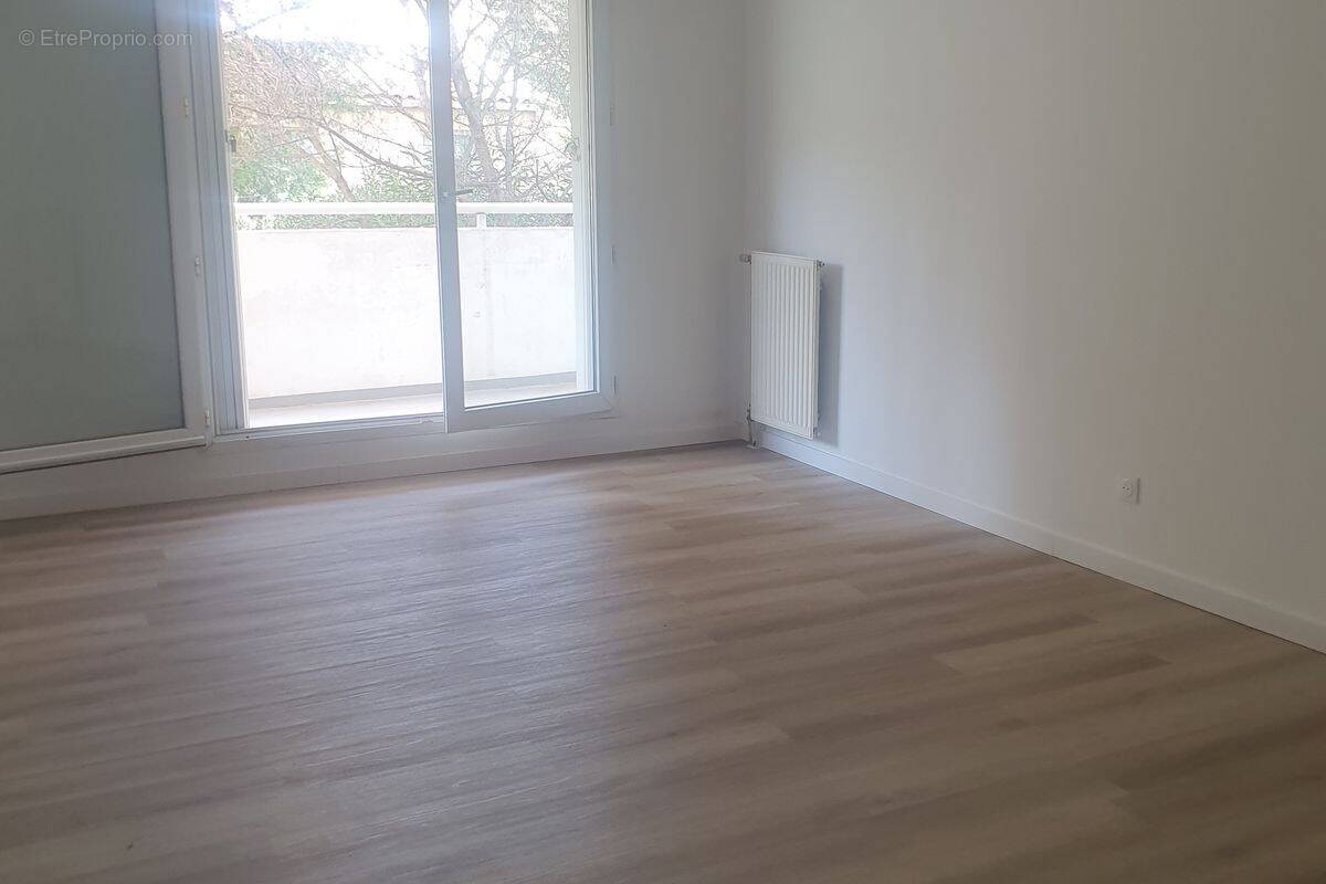 Appartement à MARSEILLE-11E