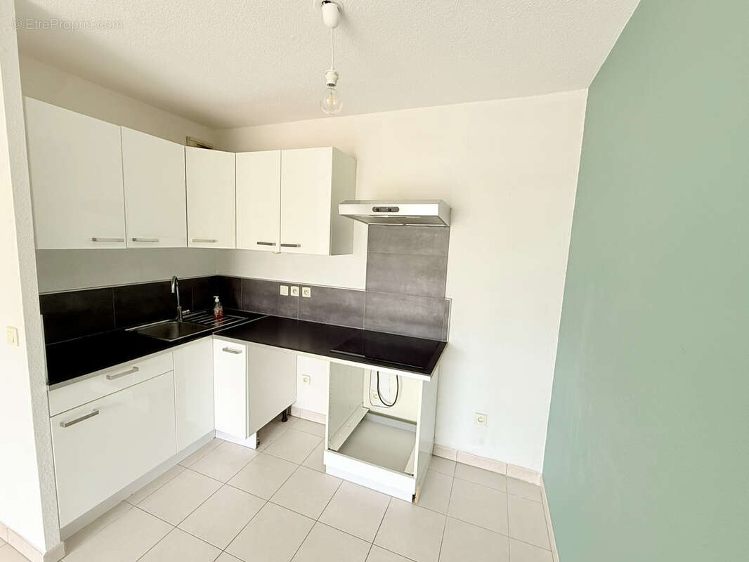 ANTIBES   T2 de 45 m2 avec terrasse Sud-Est et parking - photo 4
