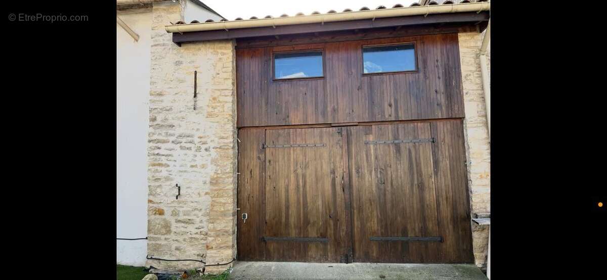 Maison à SAINT-FRAIGNE