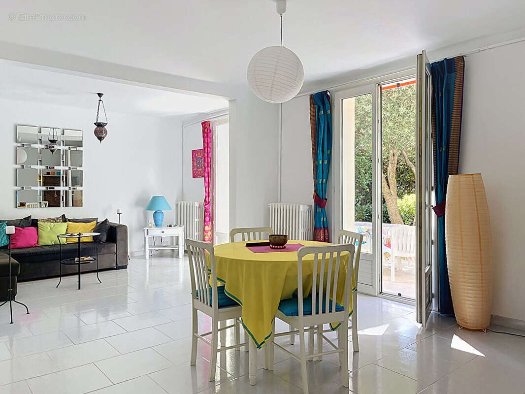 Villa Nimes 4 pièce(s) 90.80 m2 - photo 10