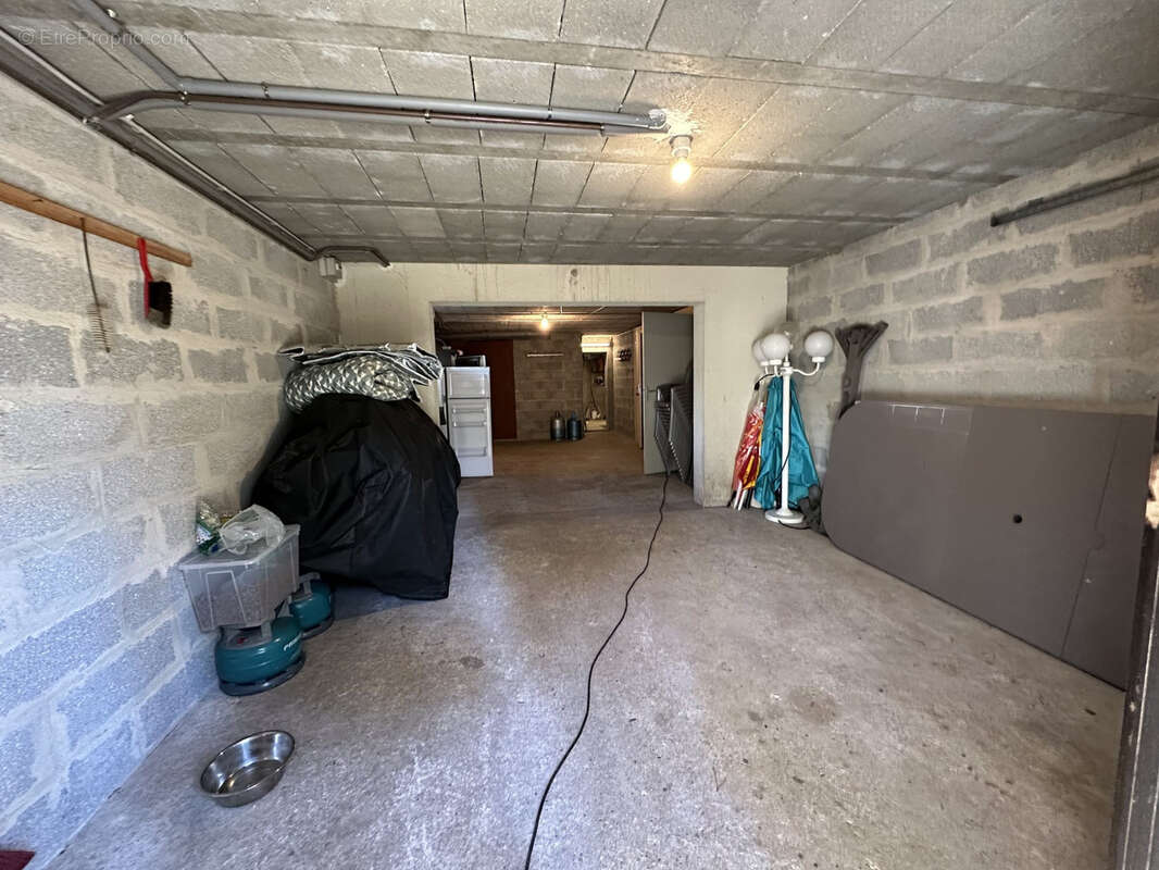 Maison à LES MATHES