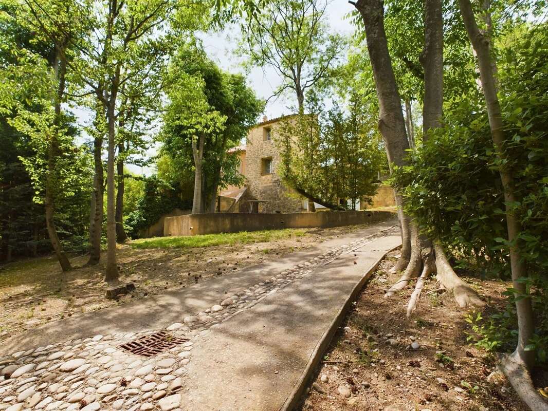 Maison à LOURMARIN