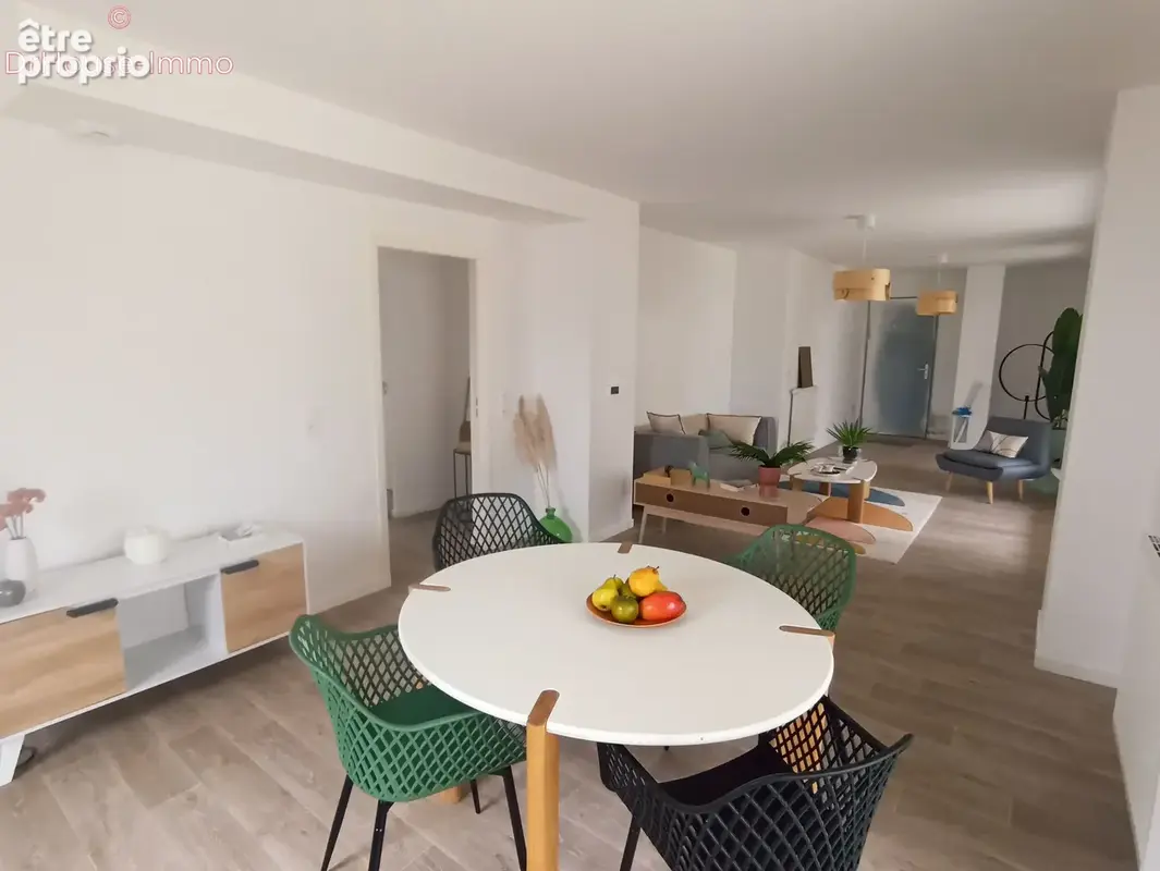 Appartement 4 pièces 86 m² à vendre à Tours (37100) - photo 2